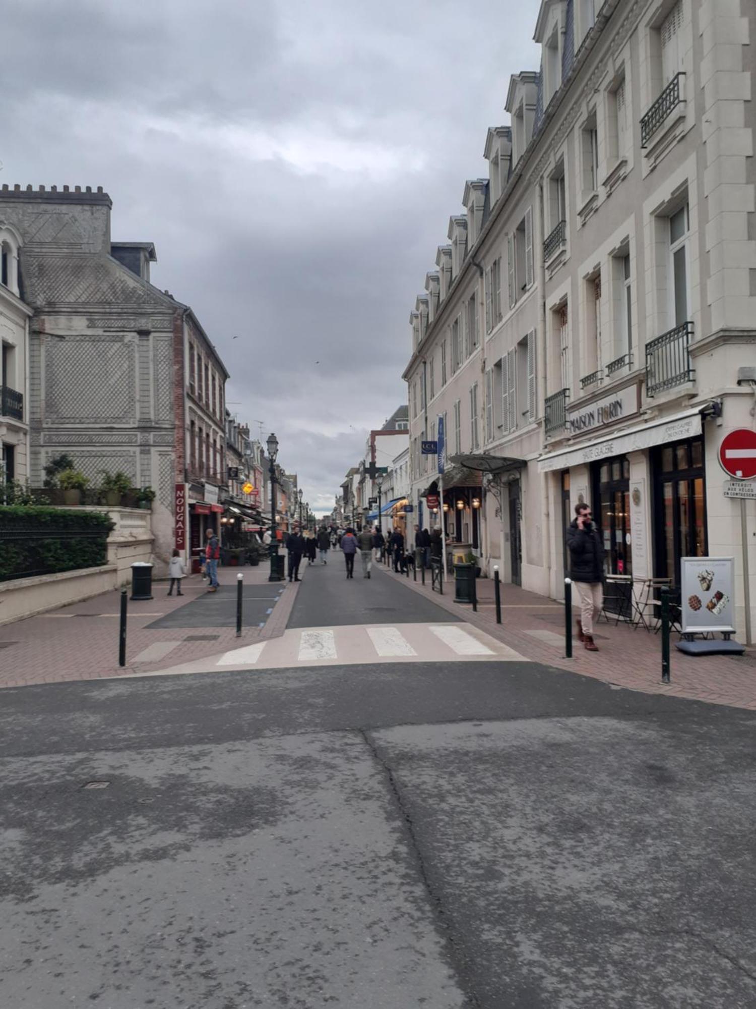 Cabourg Charmant Studio Centre Ville Rue De La Mer Exterior photo